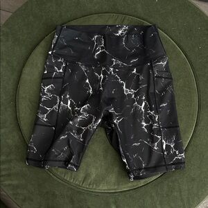 Limitless Bike Shorts - Black Marble